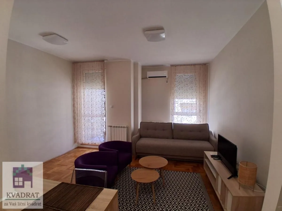 Rent, studio apartment, 33m², Centar, Novi Sad