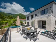 Prodaja, kuća, 250m², Mrčevac, Tivat - image 9