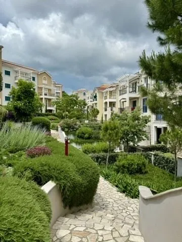 Prodaja, trosoban stan, 85m², Luštica, Tivat