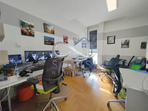 Rent, office space, 147m², Centar, Novi Sad - image 17