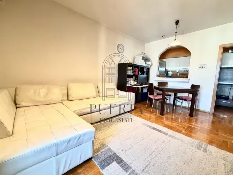 Prodaja, jednosoban stan, 47m², Stari Aerodrom, Podgorica - image 2