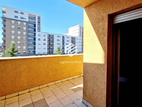 Izdavanje, jednosoban stan, 60m², Stari Aerodrom, Podgorica - image 15