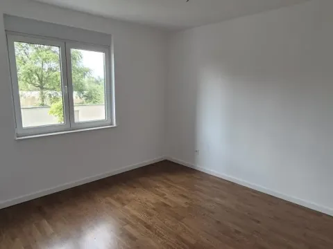 Prodaja, četvorosoban stan, 130m², Novo naselje, Novi Sad - image 19