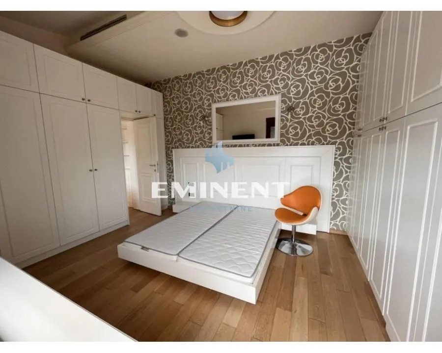 Rent, apartment, 87m², Crveni Krst, Beograd