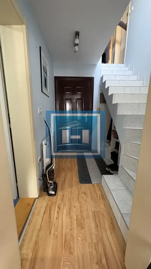 Prodaja, četvorosoban stan, 112m², Centar, Jagodina
