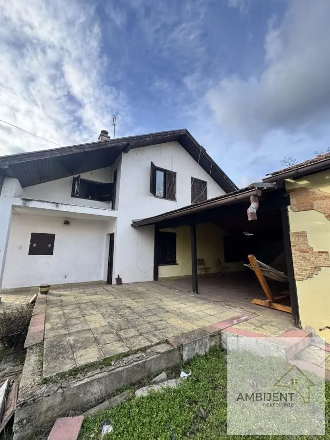Sale, house, 203m², Novi Banovci, Stara Pazova