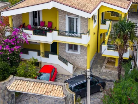 Sale, house, 160m², Zankovići, Bar - image 1