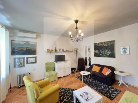 Rent, one bedroom apartment, 76m², Centar, Podgorica - image 2