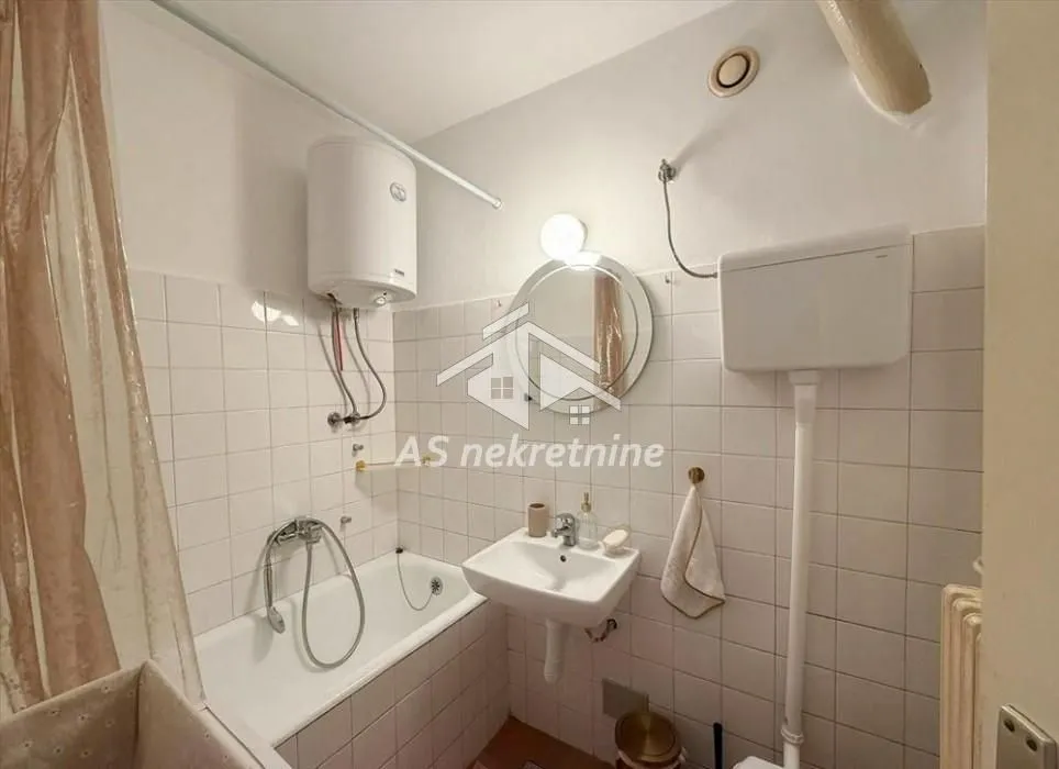 Rent, apartment, 41m², Crveni Krst, Beograd