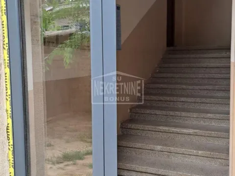 Sale, three bedroom apartment, 81m², Novi Grad, Subotica - image 4