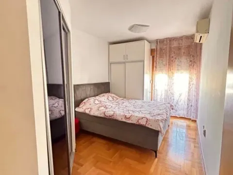 Izdavanje, dvosoban stan, 76m², Preko Morače, Podgorica - image 11