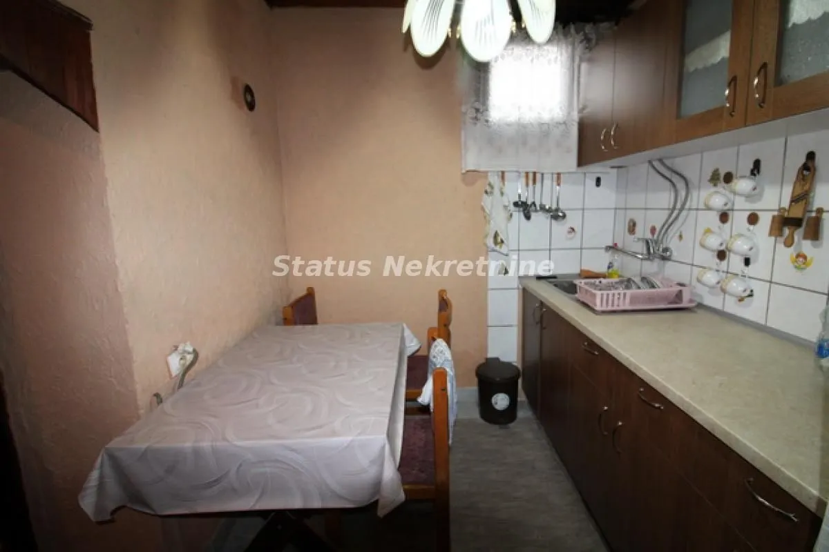 Prodaja, kuća, 115m², Titel, Novi Sad