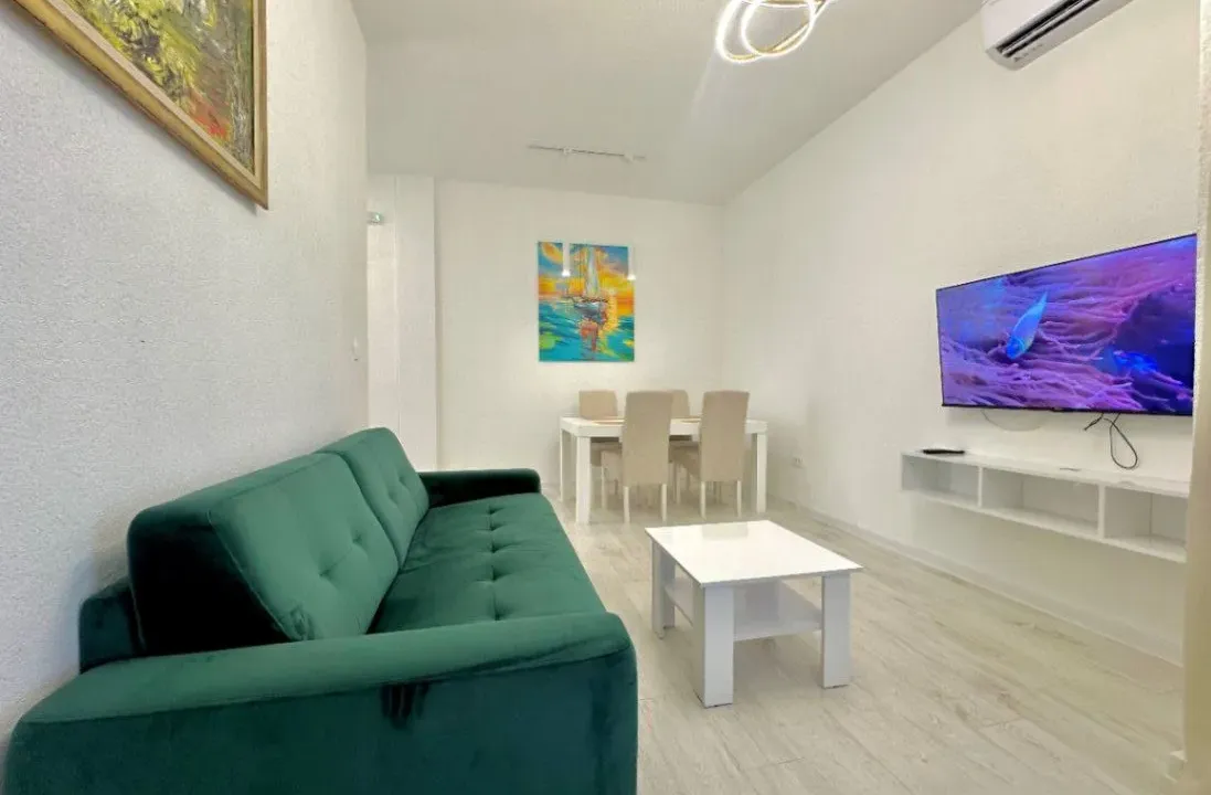 Rent, one bedroom apartment, 63m², Buljarica, Budva
