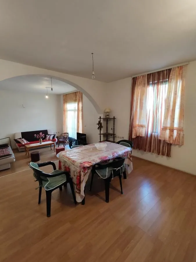 Prodaja, kuća, 450m², Aqua park, Jagodina