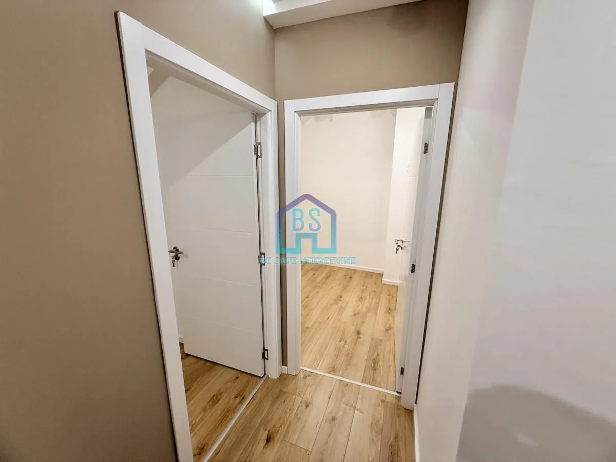 Prodaja, dvosoban stan, 58m², Centar, Novi Sad