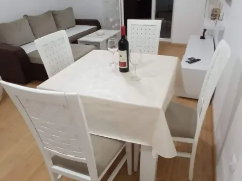 Izdavanje, jednosoban stan, 40m², Ilino, Bar - image 2