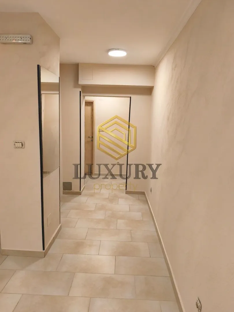 Rent, office space, 47m², Stari Aerodrom, Podgorica