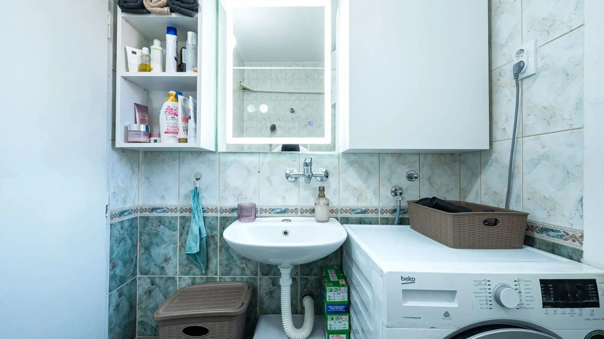 Izdavanje, trosoban stan, 100m², Dalmatinska ulica, Podgorica