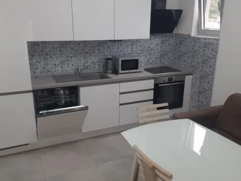 Sale, three bedroom apartment, 73m², Lazi, Budva - image 9