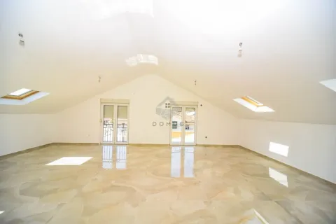 Prodaja, jednosoban stan, 77m², Zabjelo, Podgorica - image 2