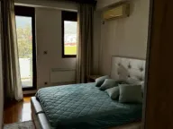 Izdavanje, dvosoban stan, 56m², Centar, Budva - image 1