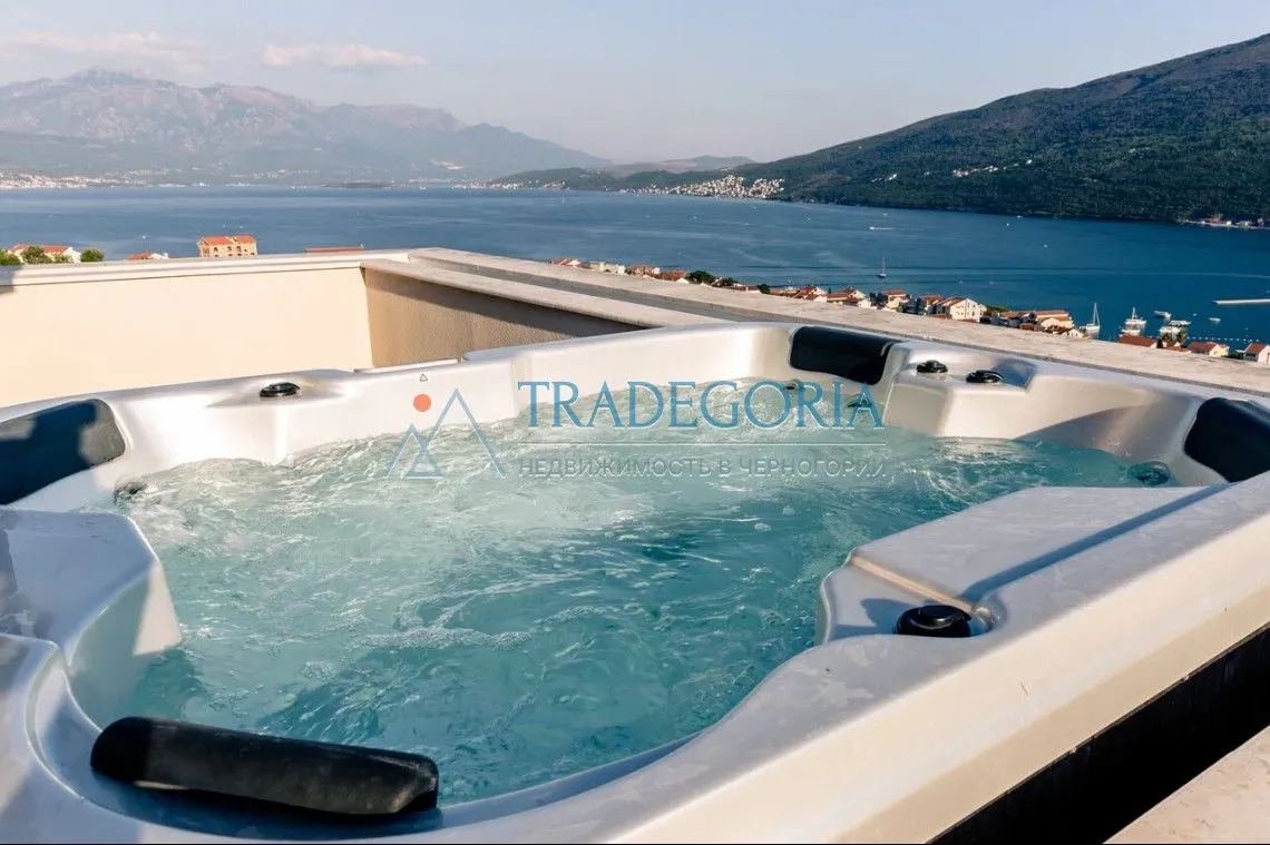Prodaja, dvosoban stan, 151m², Đenovići, Herceg Novi