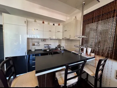 Prodaja, jednosoban stan, 51m², Centar, Budva - image 5