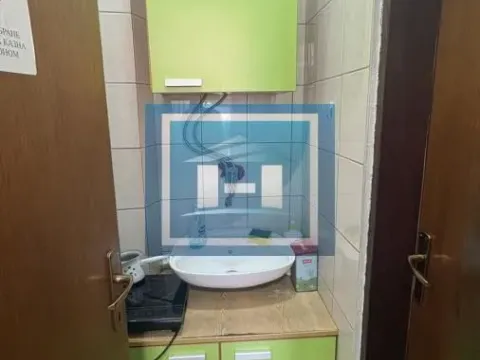 Prodaja, poslovni prostor, 28m², Centar, Jagodina - image 4