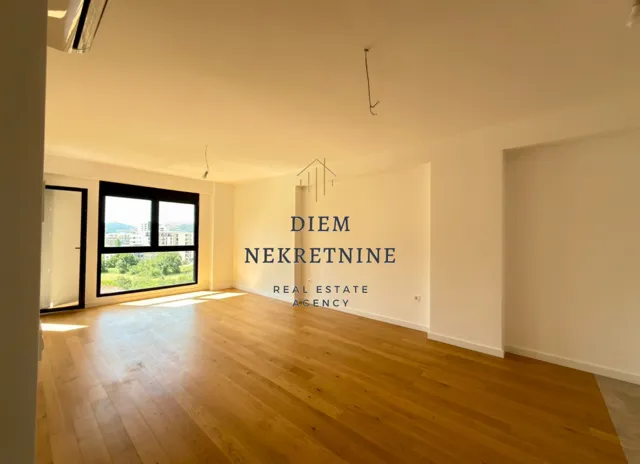 Sale, one bedroom apartment, 55m², Centar, Bar