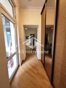 Sale, three bedroom apartment, 115m², Slavija, Vračar Sve Podlokacije - image 20