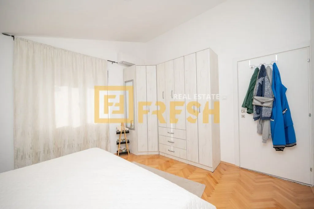 Sale, house, 180m², Dalmatinska ulica, Podgorica