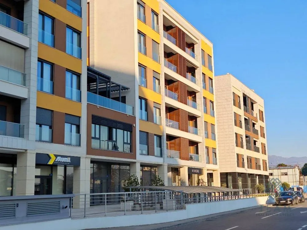 Rent, office space, 170m², Kod Capital Plaze, Podgorica