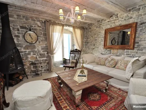 Prodaja, kuća, 105m², Tivat, Crna Gora - image 16