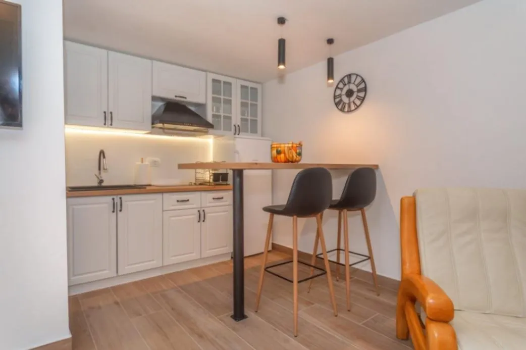 Rent, apartment, 38m², Centar, Bar