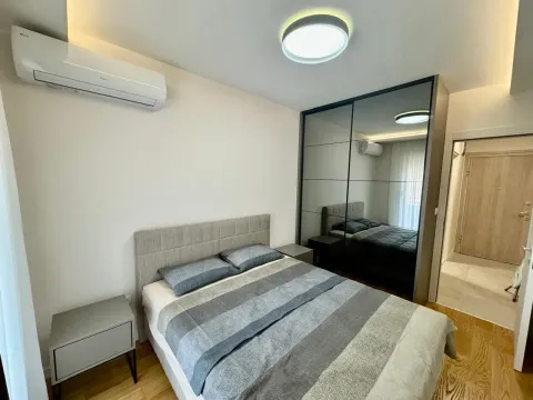 Rent, one bedroom apartment, 50m², Central Point, Podgorica - image 9