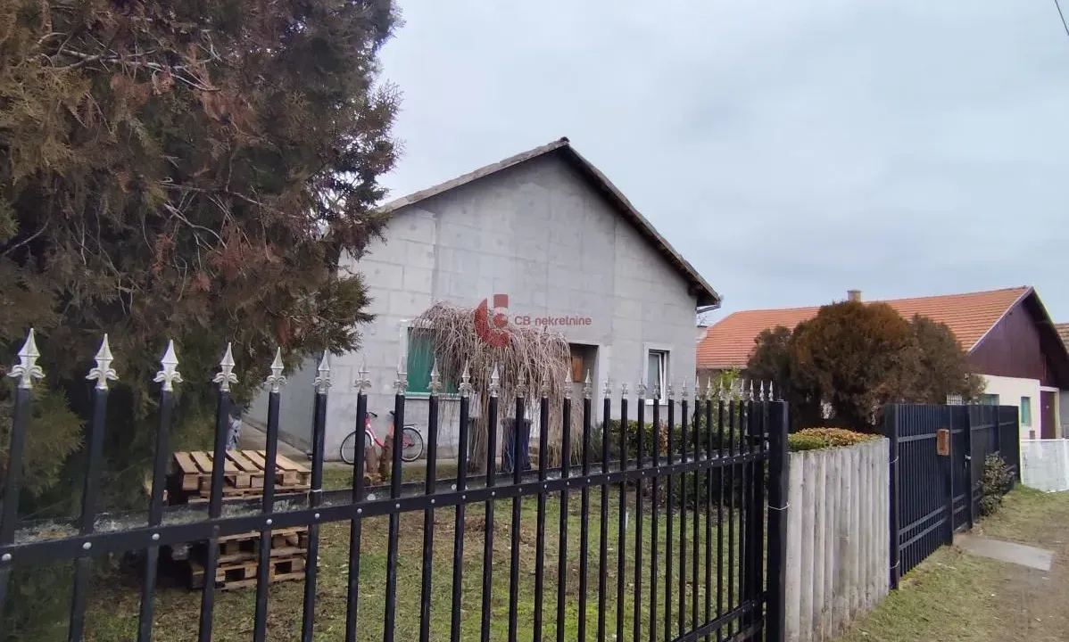 Prodaja, kuća, 117m², Zorka, Subotica