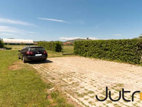 Izdavanje, kuća, 320m², Donja Gorica, Podgorica - image 7