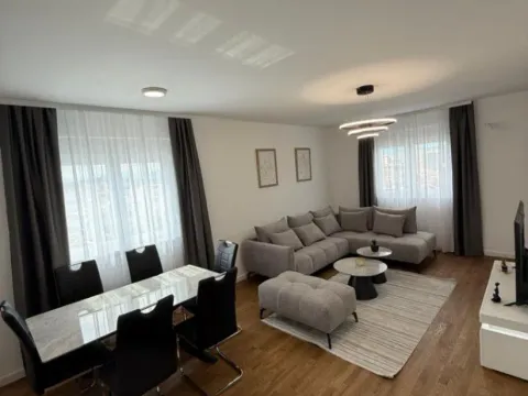 Izdavanje, dvosoban stan, 78m², Stari Aerodrom, Podgorica - image 9