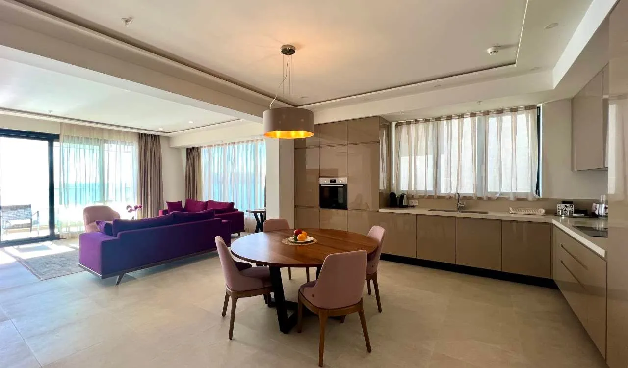 Prodaja, dvosoban stan, 107m², Rafailovići, Budva