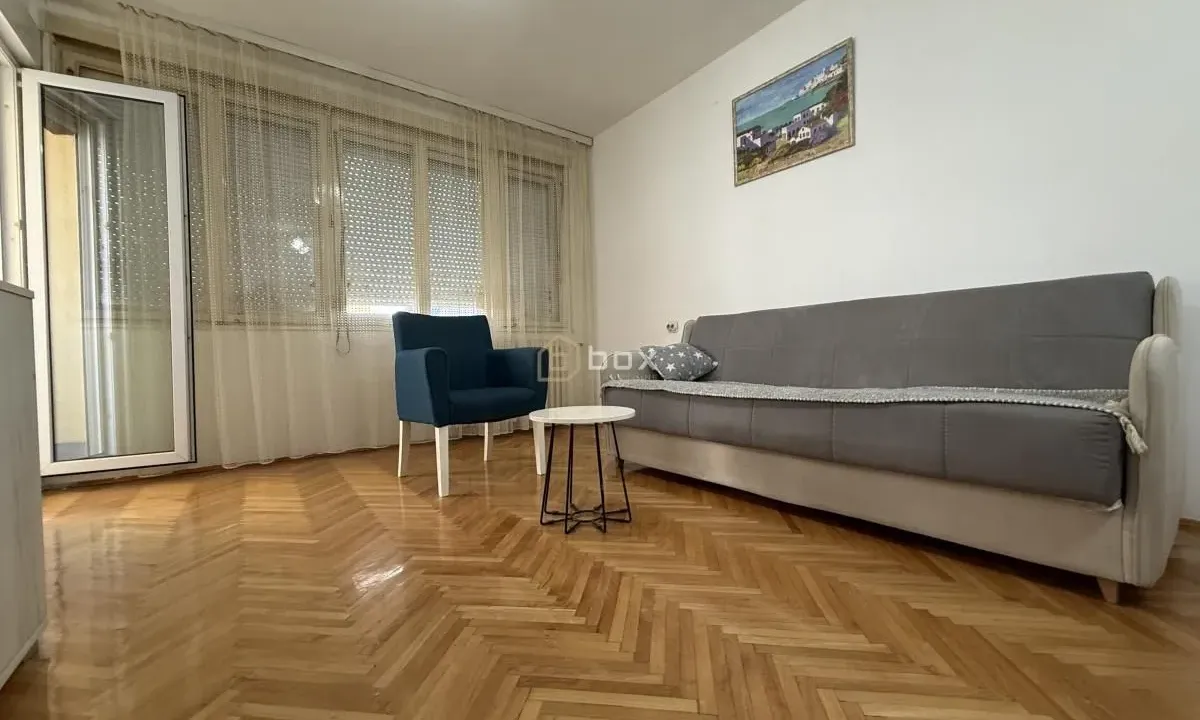 Izdavanje, dvosoban stan, 43m², Medijana, Niš