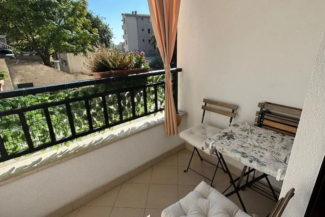 Sale, one bedroom apartment, 40m², Lazi, Budva