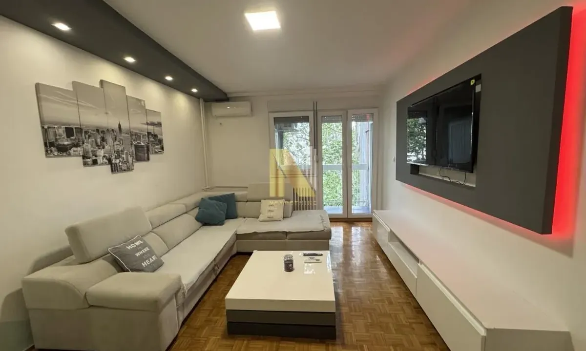 Izdavanje, dvosoban stan, 65m², Liman 3, Novi Sad Sve Podlokacije