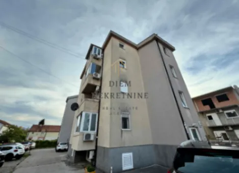 Sale, two bedroom apartment, 50m², Blok 9, Podgorica