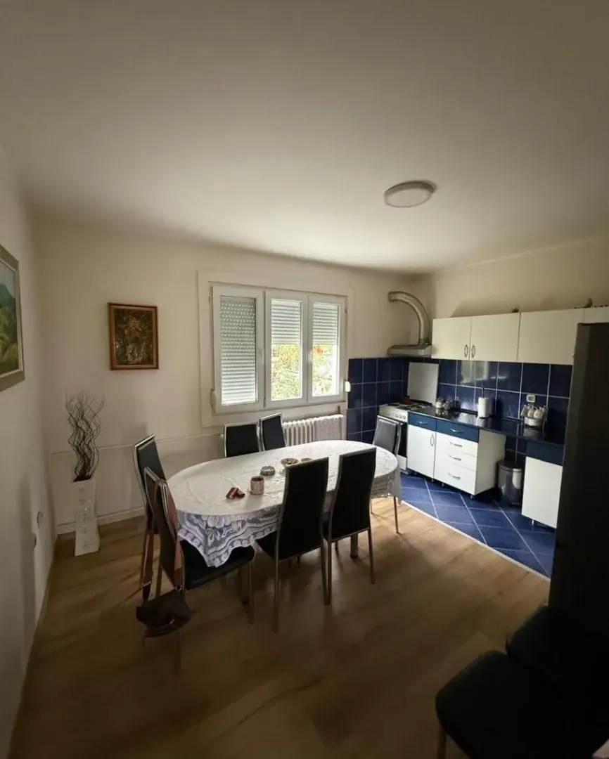 Prodaja, kuća, 159m², Resnik, Beograd