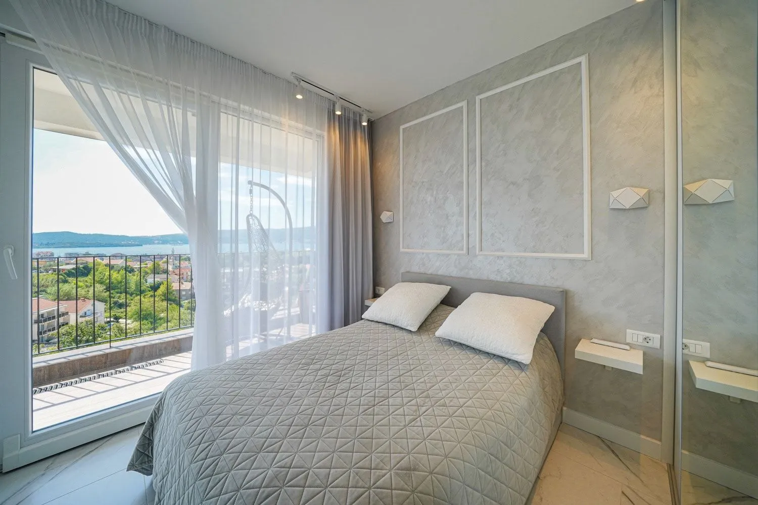 Prodaja, stan, 66m², Tivat, Crna Gora