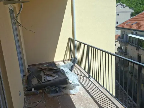 Prodaja, jednosoban stan, 56m², Lazi, Budva - image 7