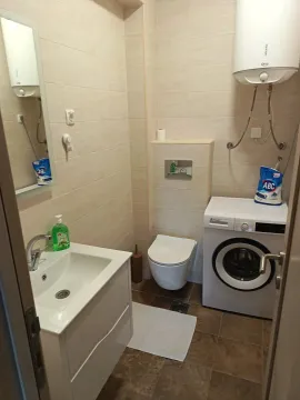 Izdavanje, dvosoban stan, 86m², Bečići, Budva - image 6