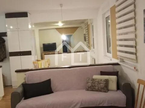 Izdavanje, dvosoban stan, 45m², Zemun Gornji Grad, Zemun Sve Podlokacije - image 3
