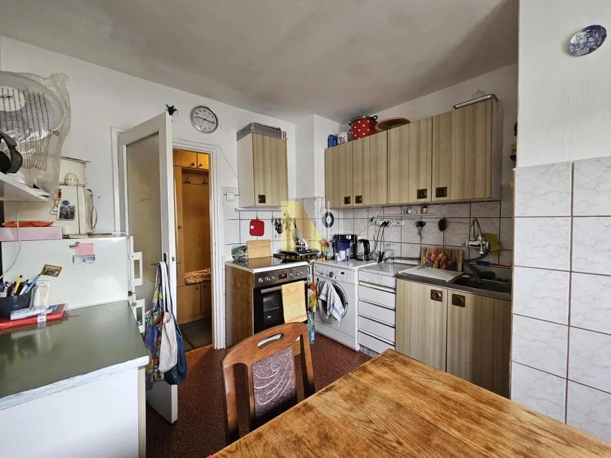 Prodaja, dvosoban stan, 53m², Detelinara, Novi Sad Sve Podlokacije
