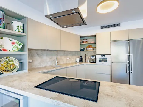 Sale, house, 359m², Stoliv, Kotor - image 9